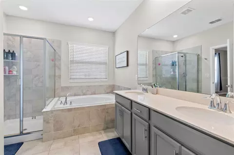Bath - 5311 Amersham Ln, Saint Cloud, FL 34771 photo 2 of 4