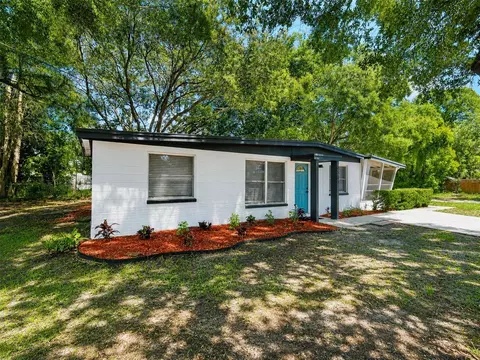 9001 82nd St, Seminole, FL 33777