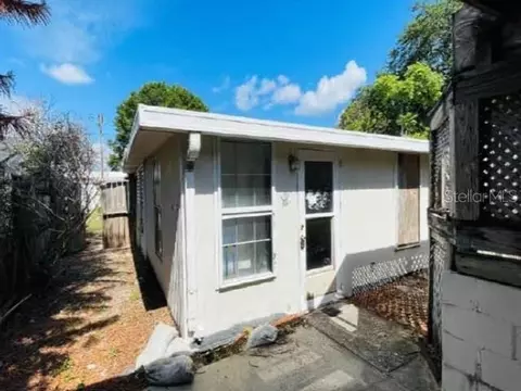 235 Mckean St, Auburndale, FL 33823