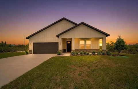 16213 Penn State Rd, Weeki Wachee, FL 34614
