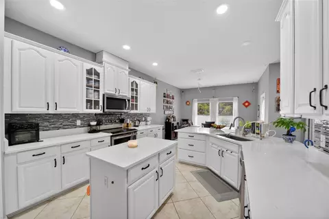 Kitchen - 3651 Daydream Pl, Saint Cloud, FL 34772 photo 1 of 3