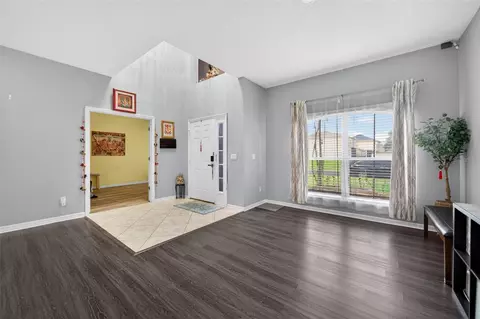 Entry Way - 3651 Daydream Pl, Saint Cloud, FL 34772 photo 3 of 4