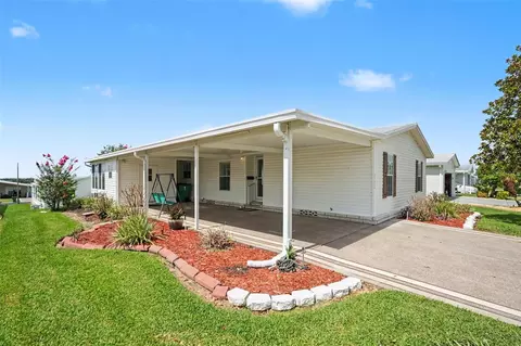 37536 Gill Ave, Zephyrhills, FL 33541