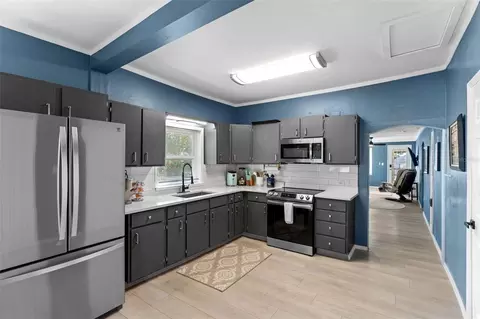 Kitchen - 111 Shepard Ave, Dundee, FL 33838 photo 1 of 4