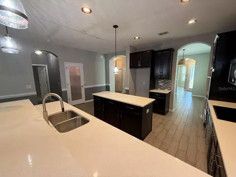 Kitchen - 5251 Villa Rosa Ave, Saint Cloud, FL 34771 photo 4 of 6