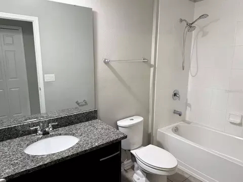 Bath - 5251 Villa Rosa Ave, Saint Cloud, FL 34771 photo 4 of 5