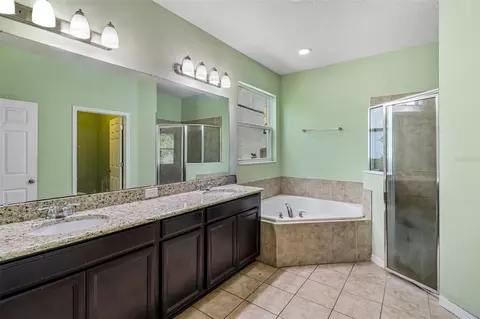 Bath - 5231 Villa Rosa Ave, Saint Cloud, FL 34771 photo 1 of 4
