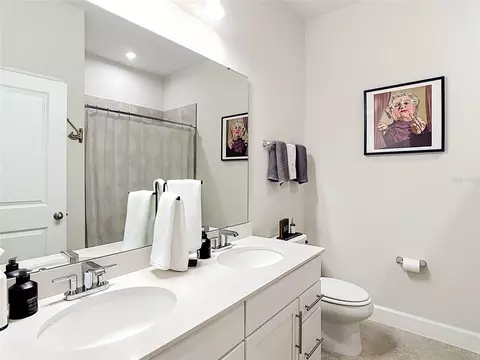 Bath - 5757 Anders Way, Saint Cloud, FL 34771 photo 2 of 7