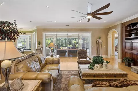 Living - 605 Old Mount Dora Rd, Eustis, FL 32726 photo 2 of 3