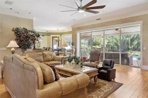 Living - 605 Old Mount Dora Rd, Eustis, FL 32726 photo 3 of 3