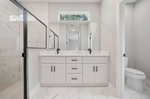 Bath - 7073 SW 131st Loop, Ocala, FL 34473 photo 1 of 3