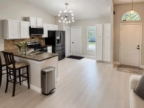 Kitchen - 5113 Timber Ridge Tr, Ocoee, FL 34761 photo 2 of 2