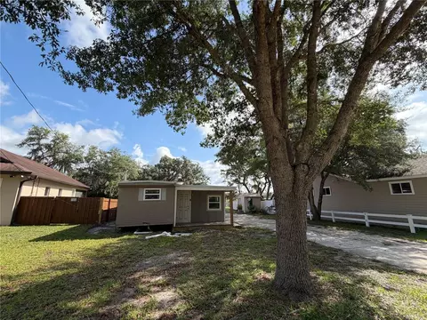 24911 NE 135th St, Fort Mc Coy, FL 32134