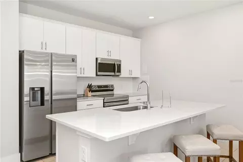 Kitchen - 7909 Draw St, Reunion, FL 34747 photo 3 of 5