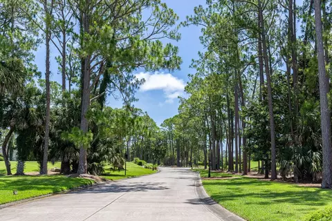 View/Area - 82 Kingsley Pl, Ormond Beach, FL 32174 photo 5 of 10