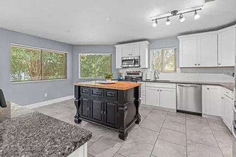 Kitchen - 82 Kingsley Pl, Ormond Beach, FL 32174 photo 1 of 5