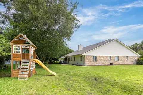 Exterior - 82 Kingsley Pl, Ormond Beach, FL 32174 photo 5 of 7