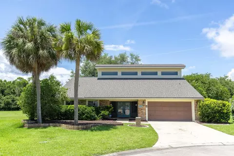 82 Kingsley Pl, Ormond Beach, FL 32174