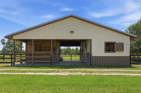 Exterior - 4460 Runway Ln, Saint Cloud, FL 34772 photo 14 of 18
