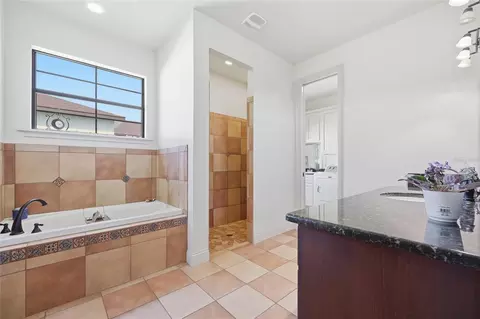 Bath - 4460 Runway Ln, Saint Cloud, FL 34772 photo 1 of 2