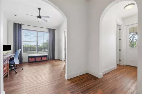 Entry Way - 4460 Runway Ln, Saint Cloud, FL 34772 photo 8 of 11