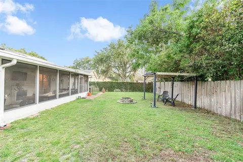 Exterior - 2704 Libbys Ln, Ocoee, FL 34761 photo 6 of 10