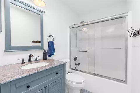 Bath - 2704 Libbys Ln, Ocoee, FL 34761 photo 2 of 2