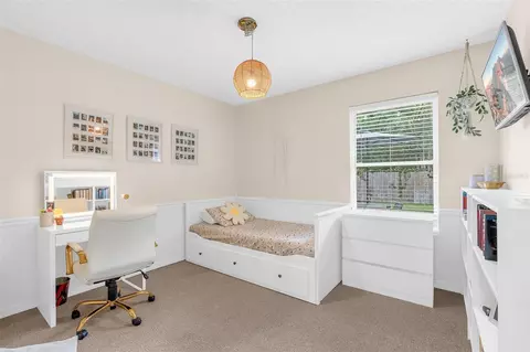 Bedroom - 2704 Libbys Ln, Ocoee, FL 34761 photo 5 of 5