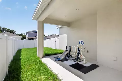 Exterior - 5616 Beggs Rd, Saint Cloud, FL 34771 photo 5 of 6