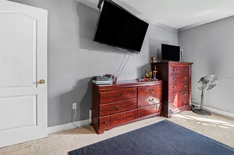 Bedroom - 7014 Cupseed Ln, Harmony, FL 34773 photo 4 of 8