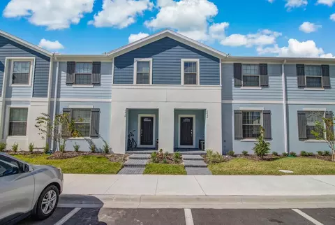 2436 Dubai St, Kissimmee, FL 34747