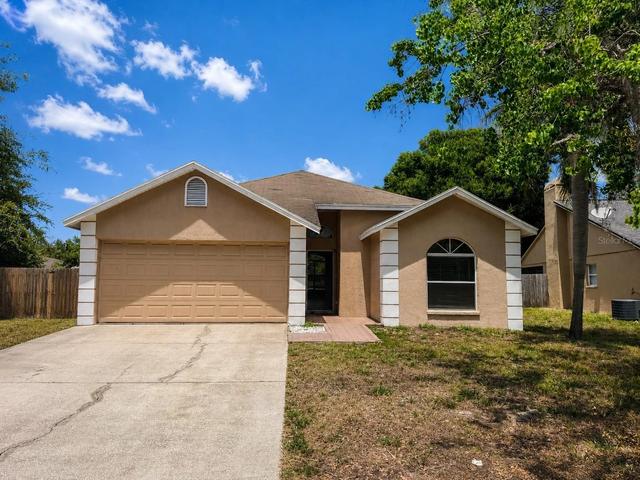 1933 Woodcut Dr, Lutz, FL 33559