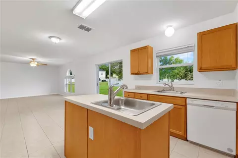 Kitchen - 13403 Copper Head Dr, Riverview, FL 33569 photo 1 of 3