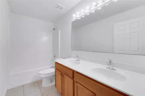 Bath - 13403 Copper Head Dr, Riverview, FL 33569 photo 3 of 5