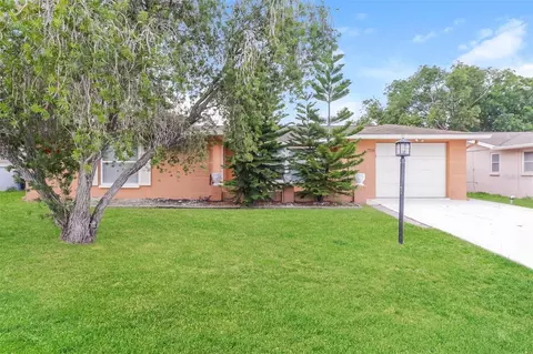 7710 Venice Dr, Port Richey, FL 34668