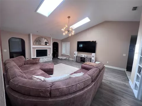 Living - 357 Tymber Run, Ormond Beach, FL 32174 photo 2 of 5