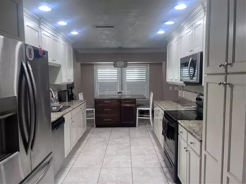 Kitchen - 357 Tymber Run, Ormond Beach, FL 32174 photo 1 of 3
