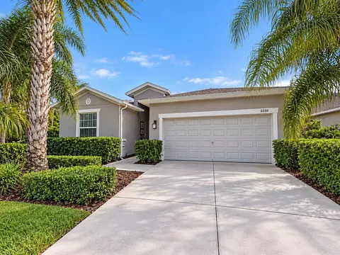 2220 Barrington Loop, Davenport, FL 33837
