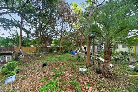 Exterior - 470 Wurst Rd, Ocoee, FL 34761 photo 3 of 8