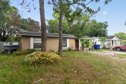 Exterior - 470 Wurst Rd, Ocoee, FL 34761 photo 2 of 8