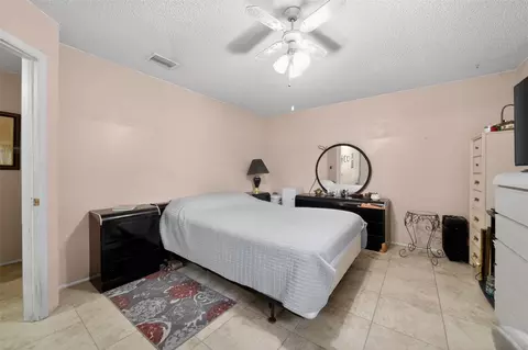 Bedroom - 470 Wurst Rd, Ocoee, FL 34761 photo 4 of 6