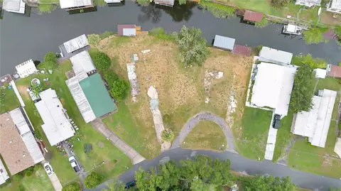 13450 Palm Dr, Astatula, FL 34705