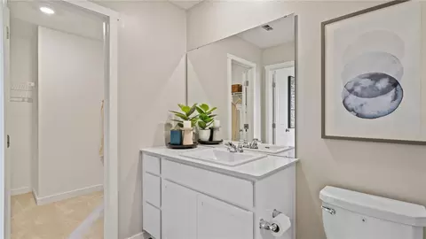 Bath - 1203 Stetson Ave, Dundee, FL 33838 photo 4 of 4