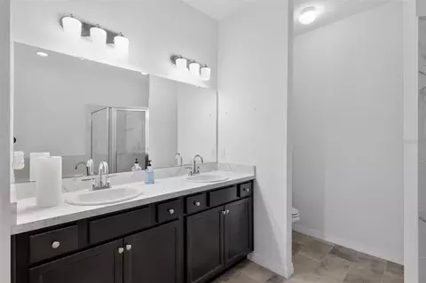 Bath - 837 Liam Ln, Bartow, FL 33830 photo 2 of 5