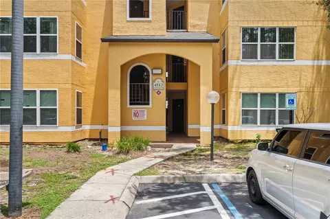 4512 Commander Dr #1712, Orlando, FL 32822