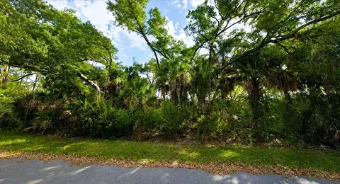 1480 Canterbury Ln, Port Charlotte, FL 33953