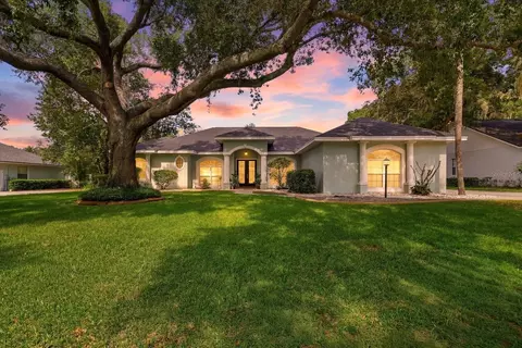 6636 Royal Forest Dr, Lakeland, FL 33811