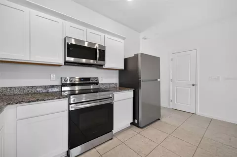 Kitchen - 381 Grand Pine Ln, Saint Cloud, FL 34771 photo 4 of 4