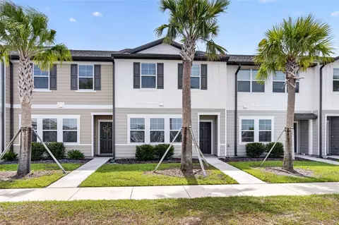Exterior - 381 Grand Pine Ln, Saint Cloud, FL 34771 photo 2 of 6