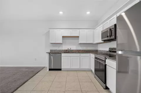 Kitchen - 381 Grand Pine Ln, Saint Cloud, FL 34771 photo 2 of 4